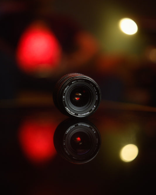28mm f2.8 - 35mm lens [Canon fd mount]
