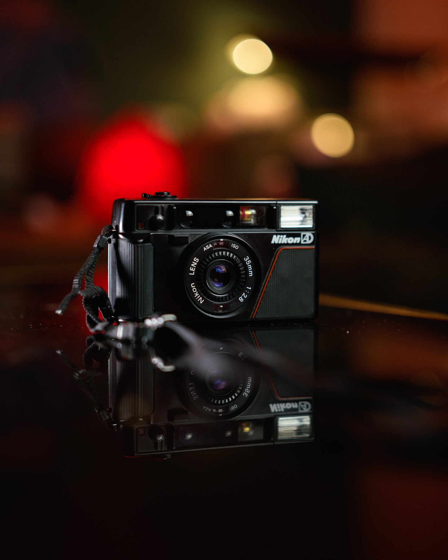 Nikon L35af - 35mm Film P&S Camera