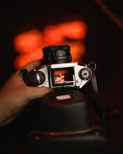 Exa1b w/ 50mm f1.8 pentacon - Waist-level Film Camera