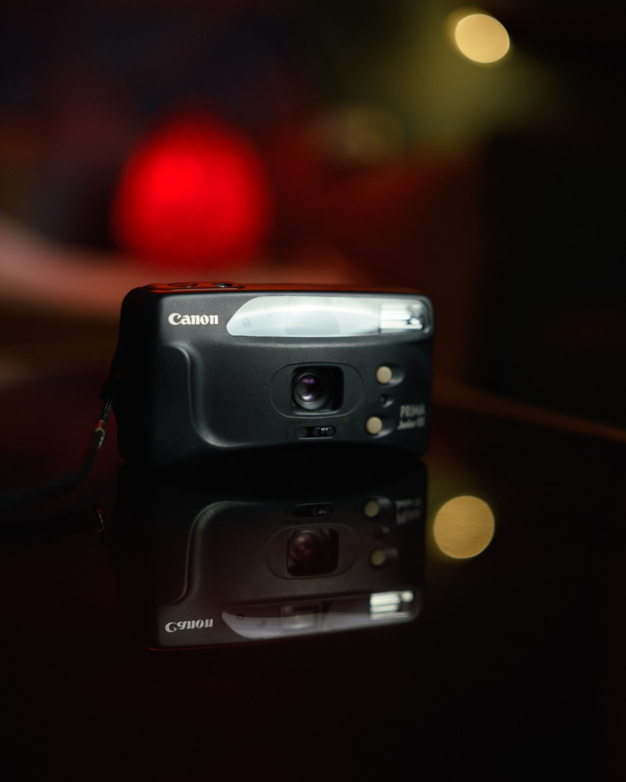 Canon prima junior - 35mm point & shoot Film camera